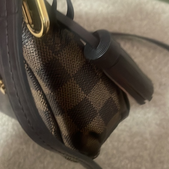 Authentic Louis Vuitton Ebene Croisette - Picture 8 of 14